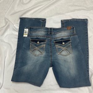 NWT Wallflower Jeans size 17 long